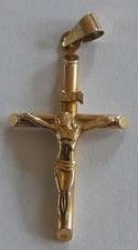 Italian Miniature 9ct Gold Christian Religion Crucifix Pendant Weight O.6 Grams