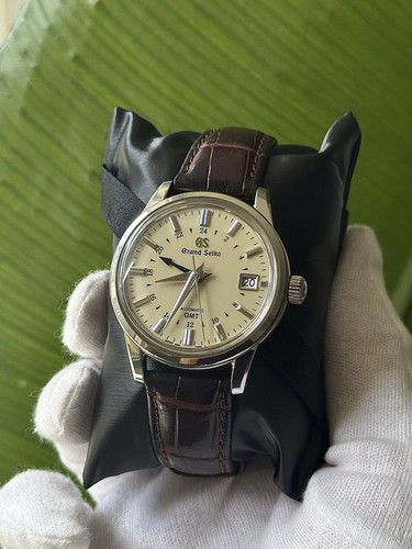 2019 grand seiko sbgm221 - grand, gmt
