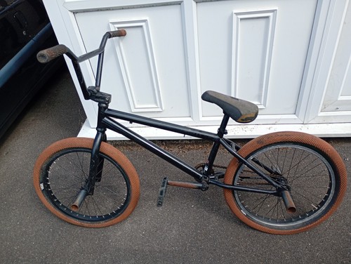 Sunday bmx awesome - ,