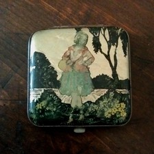 Gwenda 'Crinoline Lady'