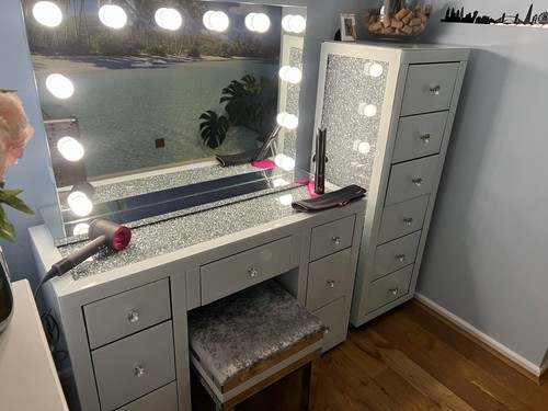 Crushed diamond dressing table - diamond,