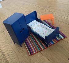 IKEA Huset Dolls House Bedroom Furniture - Adjustable Bed, Wardrobe & Rug