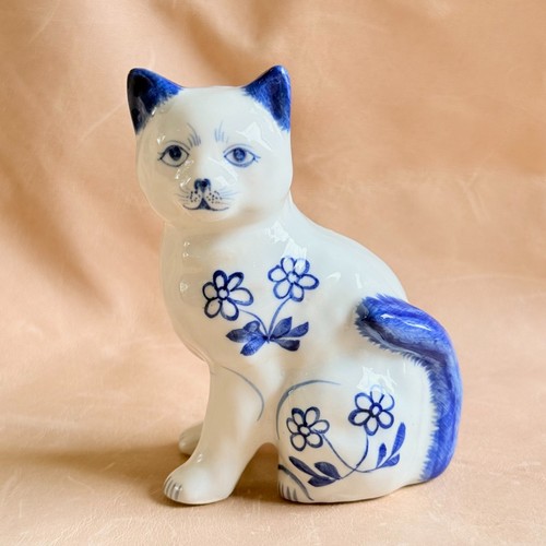 Delft style porcelain cat - delft,