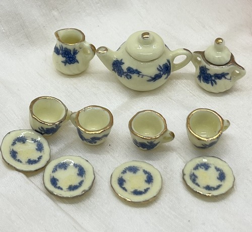 Dolls house porcelain - tea, set