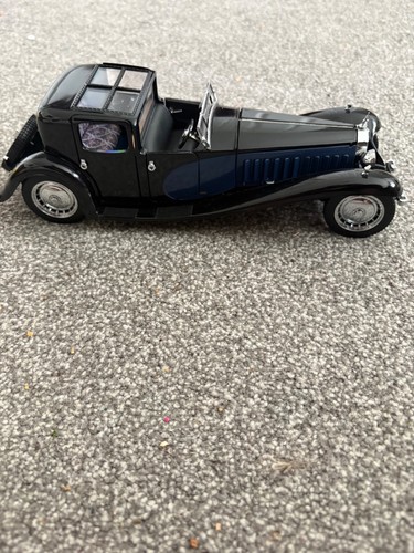 Vintage car model 1930 - car,