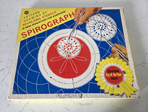 Spirograph pattern drawing - spirograph,