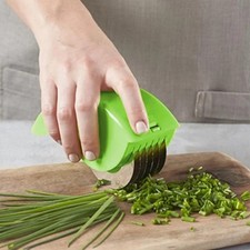 Cilantro Chopper Herb Roller