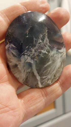 Natural fluorite palm stone - natural,