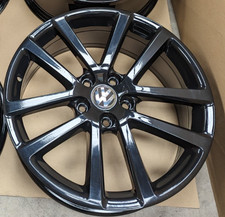 1X BLACK CHARLESTON GENUINE VW