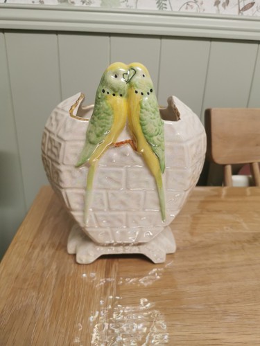 Kensington ware budgie - budgie, wall