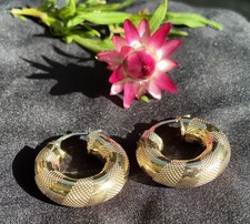 Vintage 9ct Heavy Solid Gold