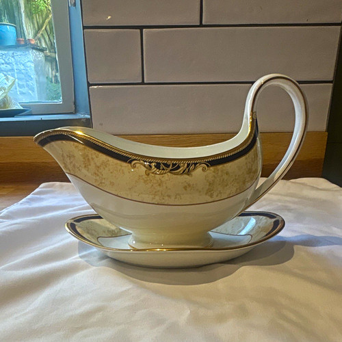Wedgwood cornucopia bone china - cornucopia,