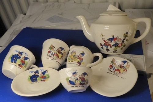 Enid blyton 1960 miniature - blyton,