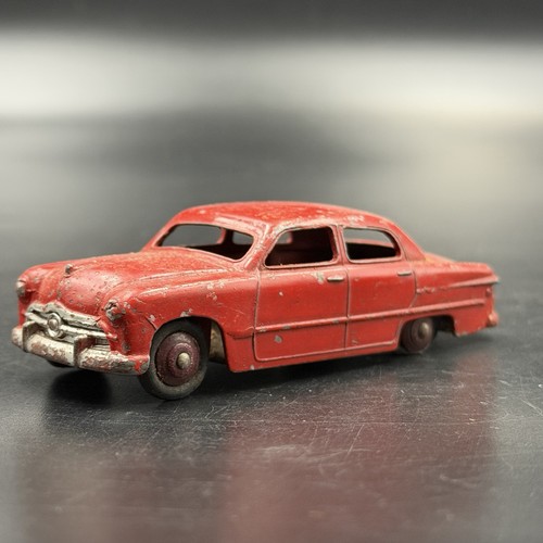 Vintage dinky toys 139a red - 139a,