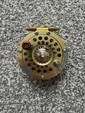 BF800 Gold Coloured Fly