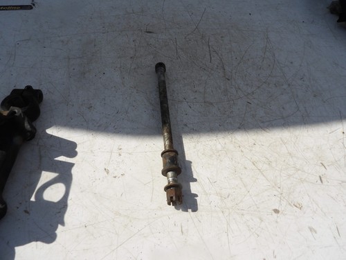Suzuki 100er front spindle - front,