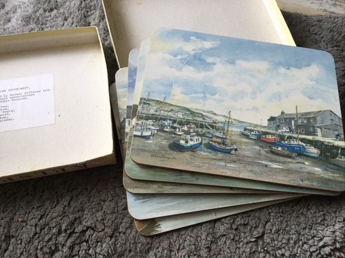 Vintage kelsey melamine table - melamine,
