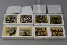 48 x 1998 Warner Bros. Looney Tunes Figures  Taz, bugs, coyote & sylvester