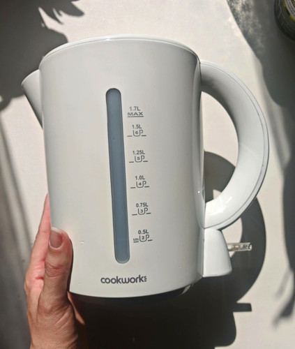 Electric kettle - kettle,