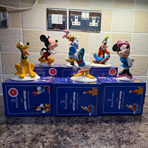 Royal doulton disney mickey - royal,