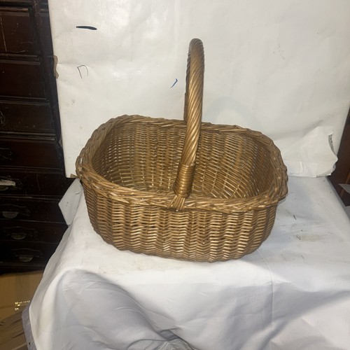 Vintage wicker shopping basket - shopping,