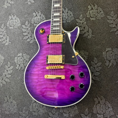 Custom purple electric - , guitar