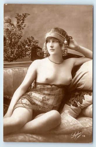 Postcard nude lady lace shawl - postcard,