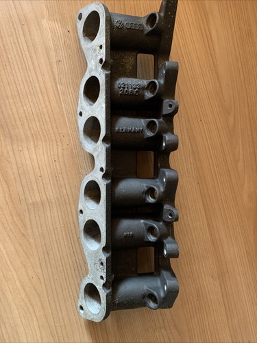 Volkswagen lower intake - volkswagen,
