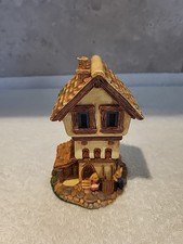 Pendelfin Village, Miniature