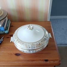 Wedgwood Gold Florentine