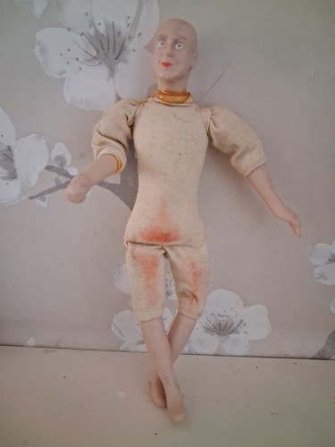 Dolls house doll poseable - house,
