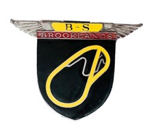 VINTAGE BROOKLANDS CAR BADGE Big B-S Brooklands Metal Enamel Race Track