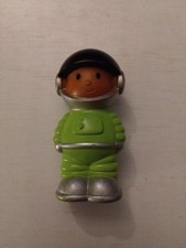 I Play Happyland Astronauts Green