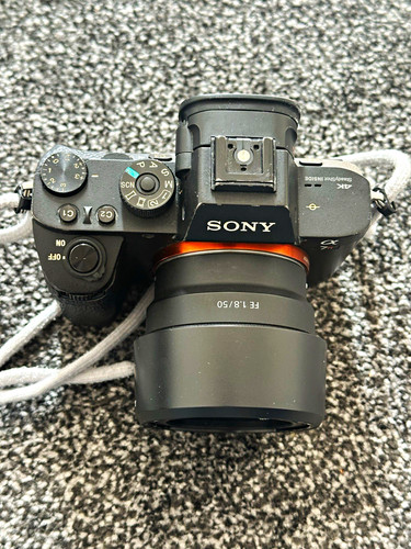 Sony alpha a7rii 4mp - alpha, 4k