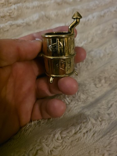 This vintage brass - a,