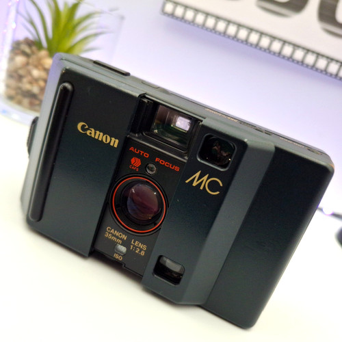 Canon 35mm film camera - film,
