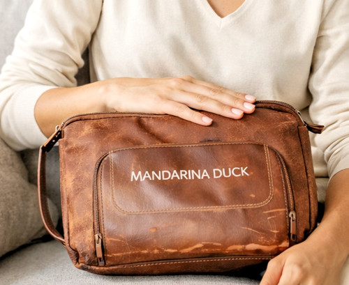 Mandarina duck brown pouch - mandarina,