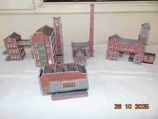 Job lot of Metcalfe Industrial Buildings. N gauge
