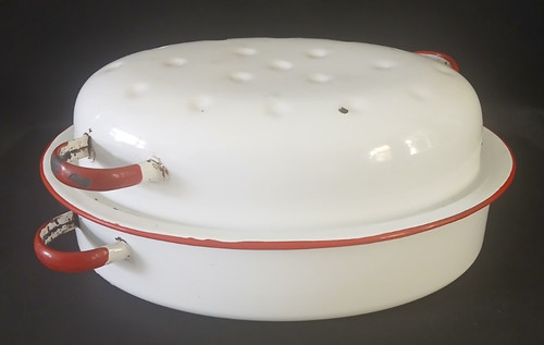 Vintage lidded enamel roasting - lidded,
