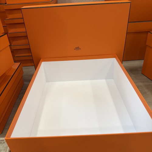 Authentic hermes empty gift - hermes,