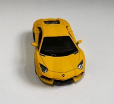 Kinsmart  Meta 1/36 Scale -