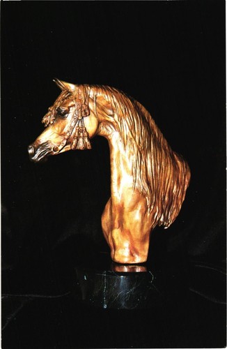 Horse sculpture kaisoon - horse,