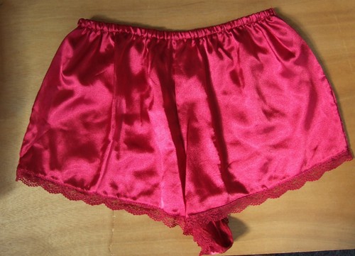 Vintage size satin look - size, 10-12