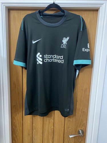 Liverpool football shirt - shirt, xl