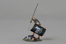 THOMAS GUNN ROM117B Legionnaire Applying Coup de Grace - 9th Legion Black Shield