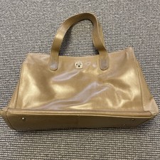 Women’s Joshua Taylor