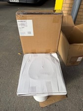 Rimless round toilet