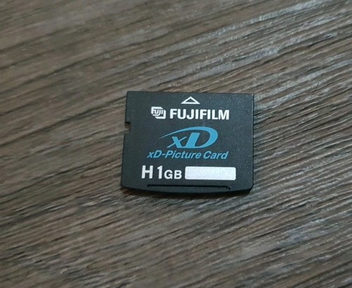 Picture memory card 1gb - xd,
