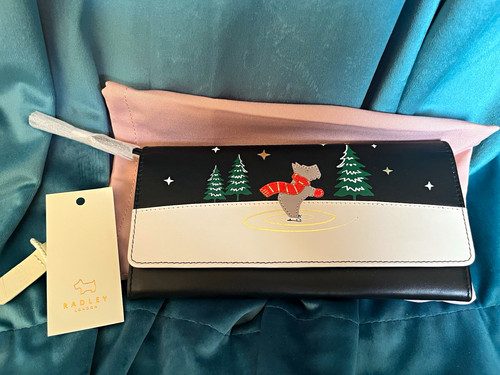 Radley christmas skate - radley, the