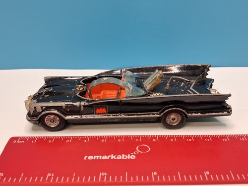 Vintage batmobile 267 corgi - vintage,